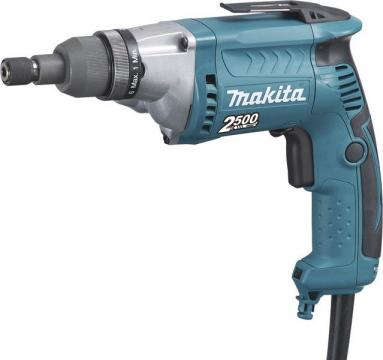 visseuse-bardage-makita-fs2701k