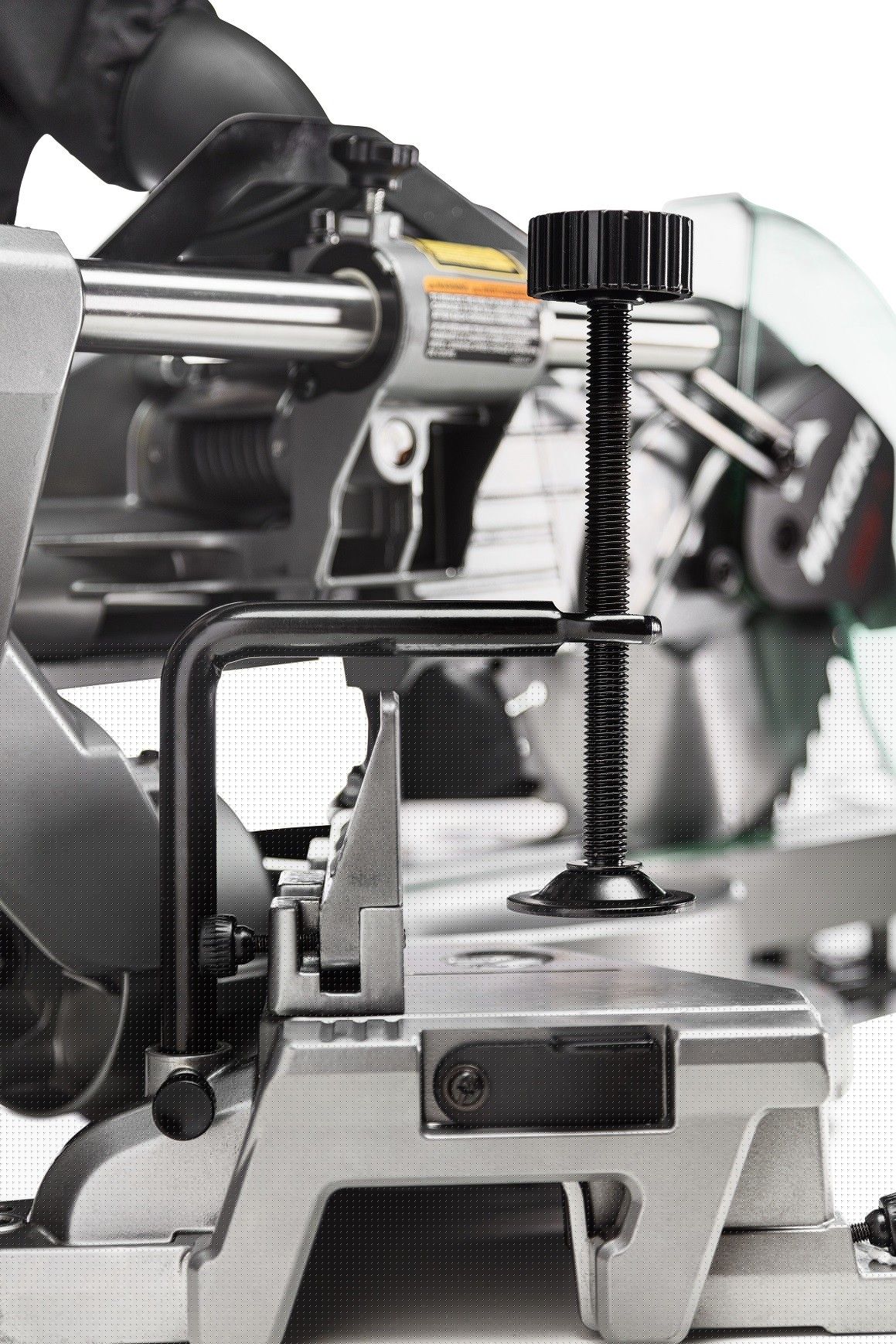 scie-radiale-avec-laser-hikoki-c8fshgwaz