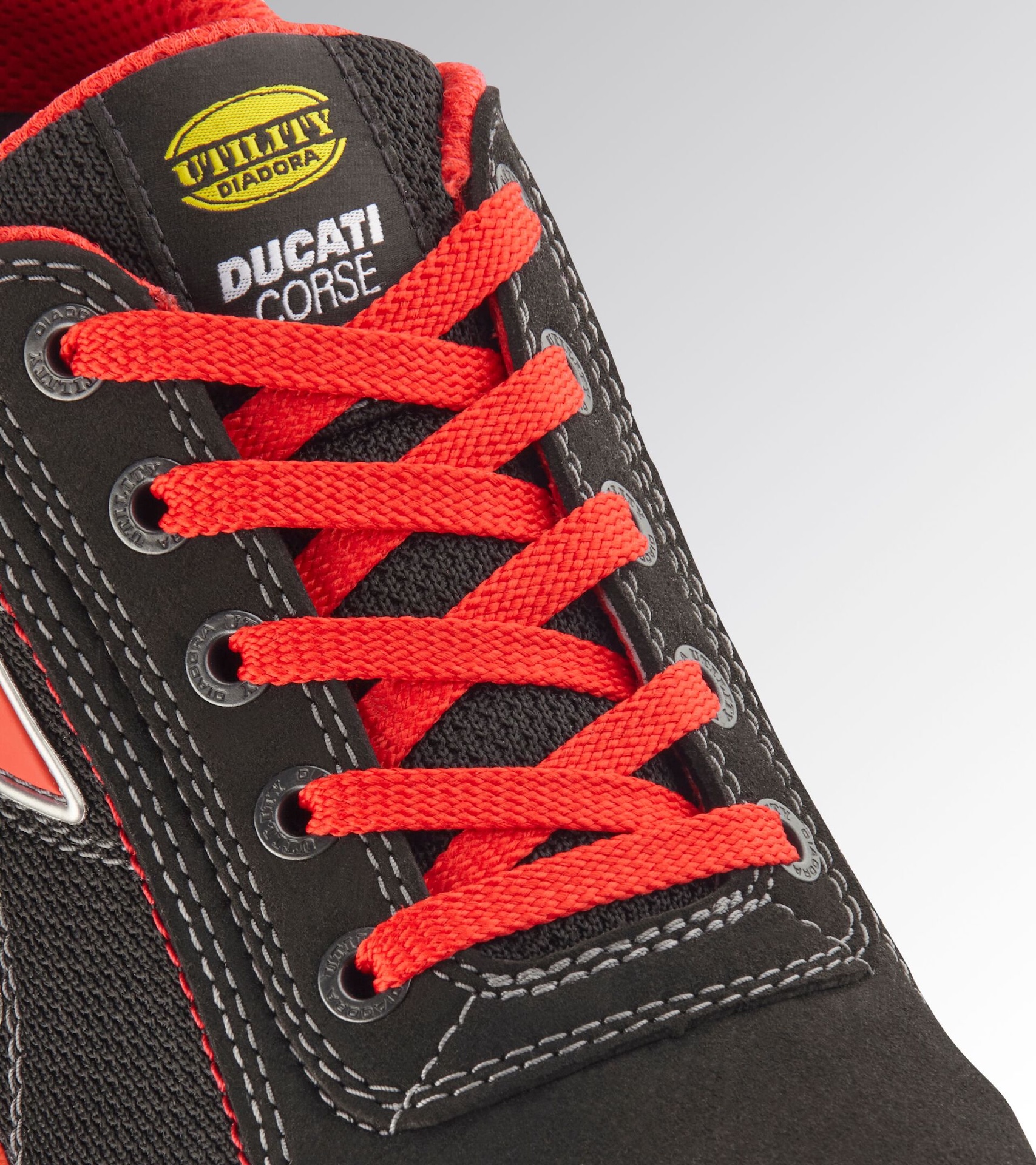 chaussure-de-securite-ducati-glove-monster-low-s1ps-fo-hro